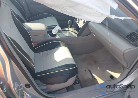 2007 Toyota Camry Le z USA, uszkodzony, nr VIN 4T1BE46K57U667087